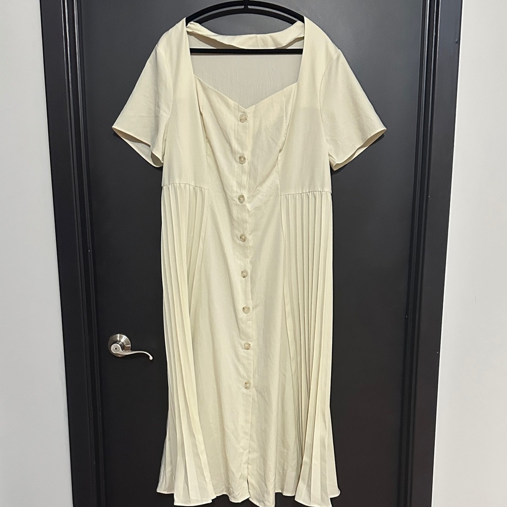 Elegant Cream Button-Down Dress